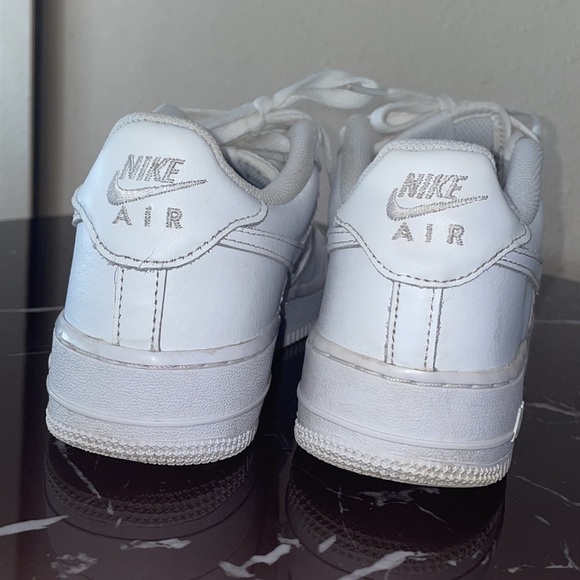 Nike Air Force 1 - Picture 2 of 4